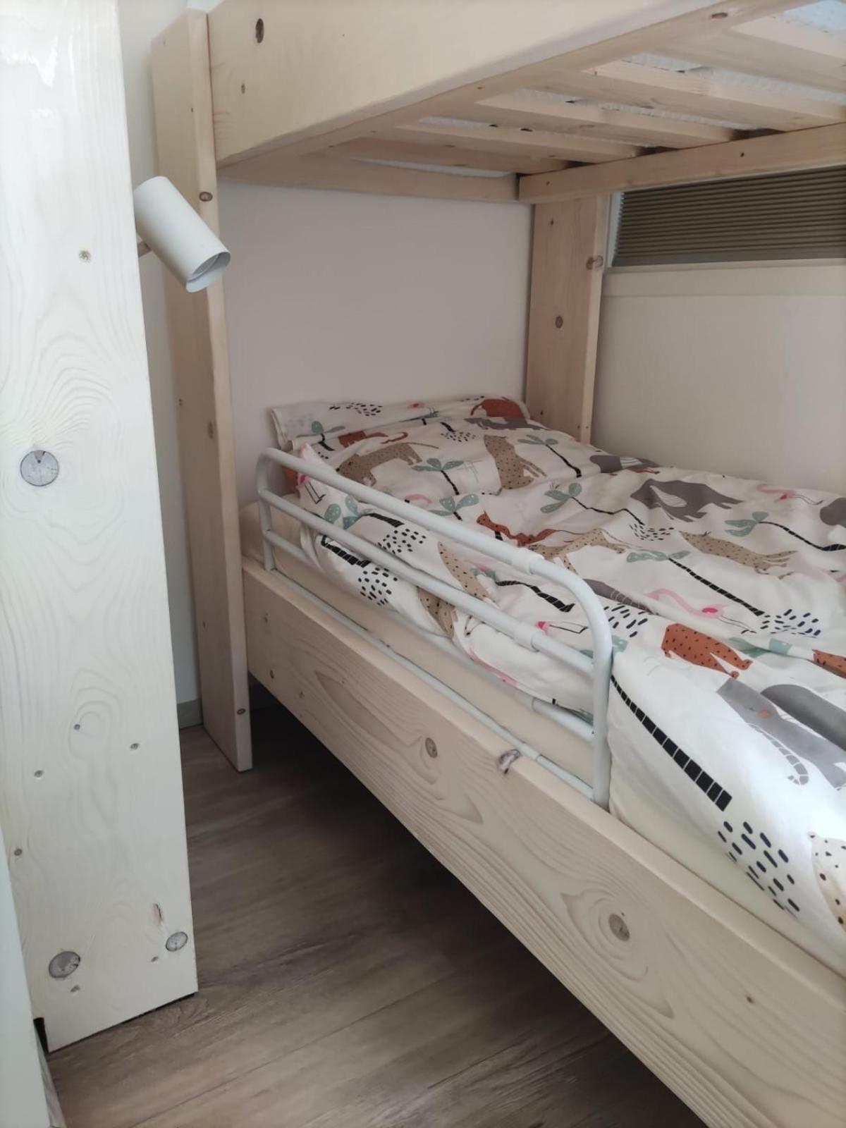 Hello Noordwijk - Familiehuis Quarles Van Uffordstraat 77 Luaran gambar